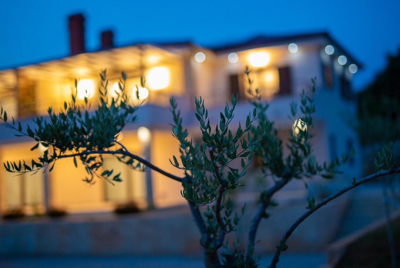 Luxury Apartments Villa Stina Pinezići エクステリア 写真