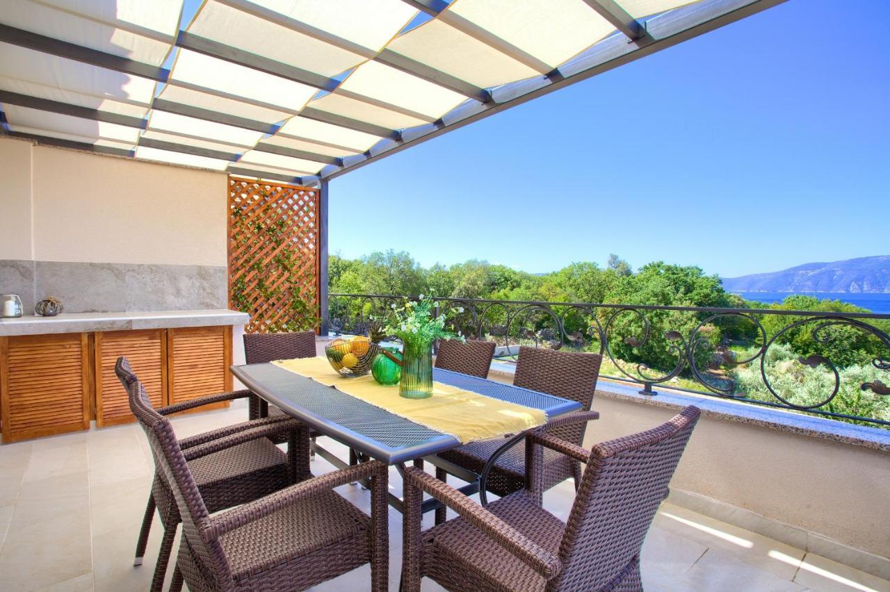 Luxury Apartments Villa Stina Pinezići エクステリア 写真