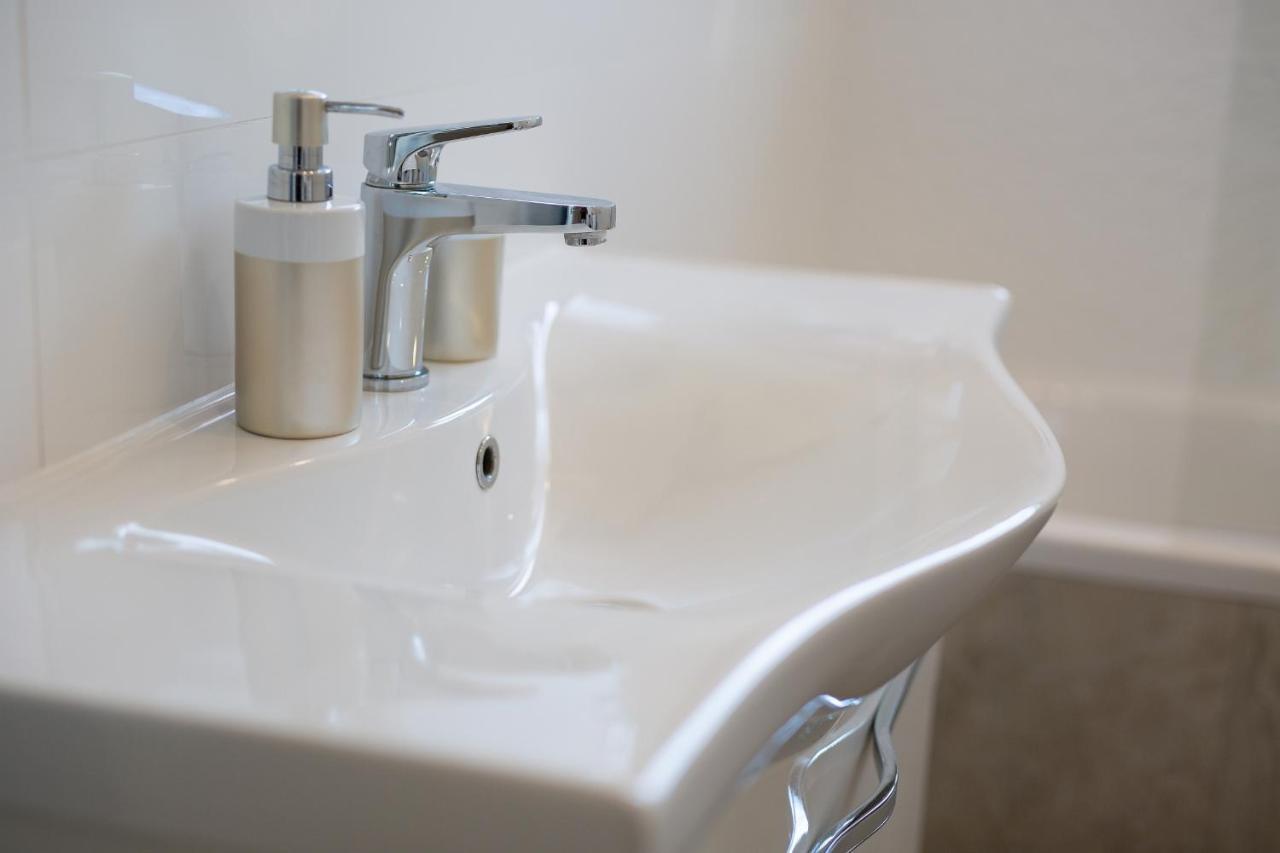 Luxury Apartments Villa Stina Pinezići エクステリア 写真