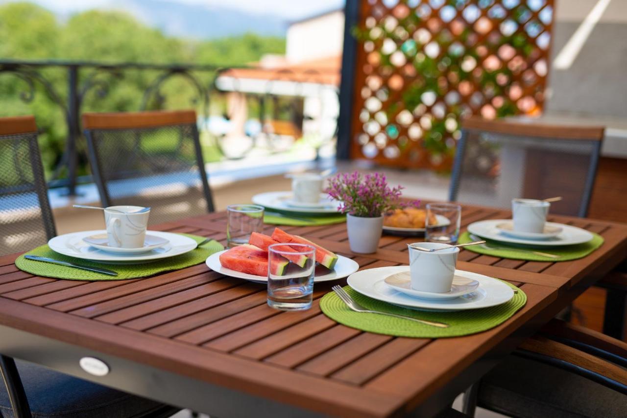 Luxury Apartments Villa Stina Pinezići エクステリア 写真