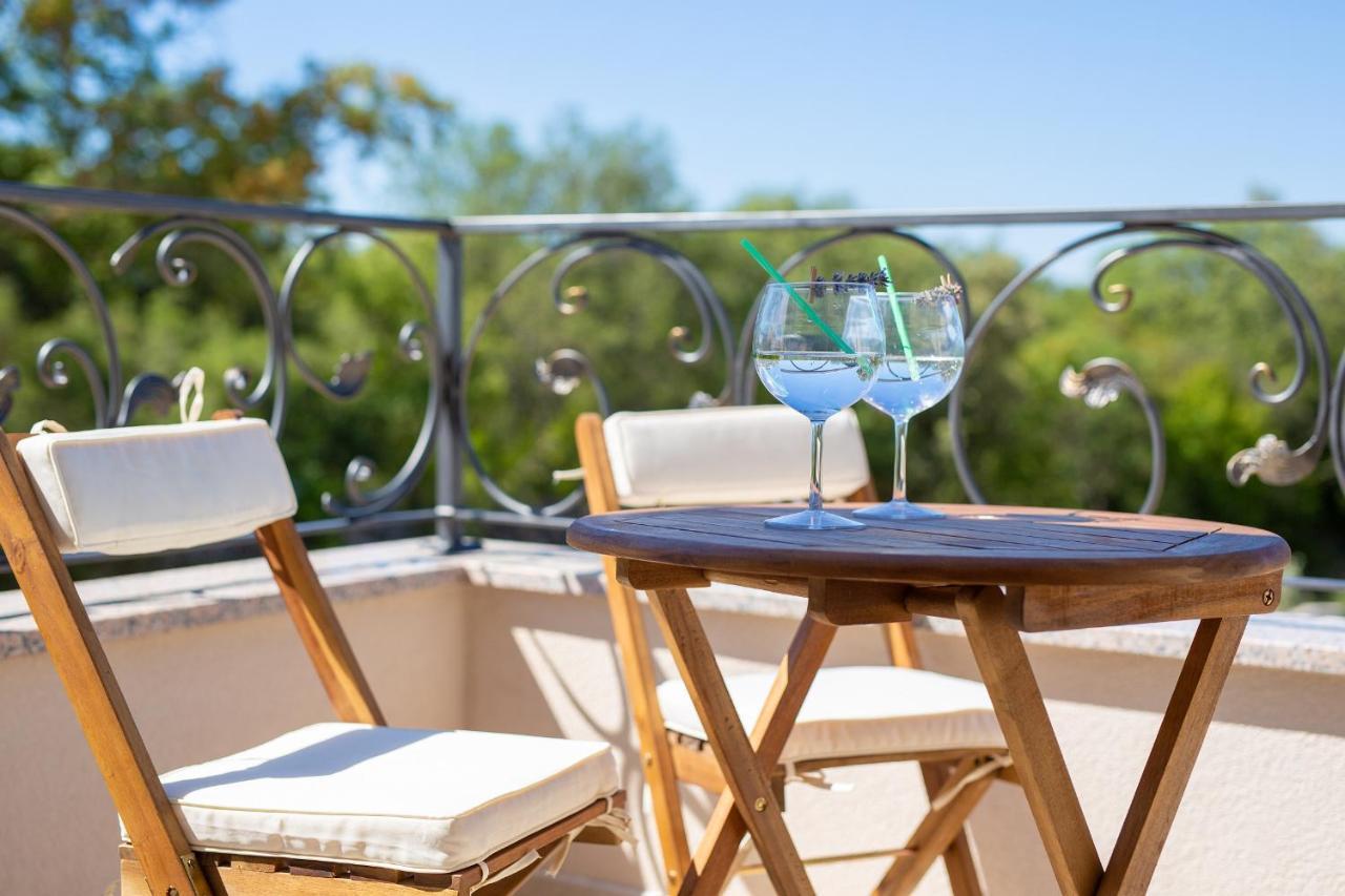 Luxury Apartments Villa Stina Pinezići エクステリア 写真
