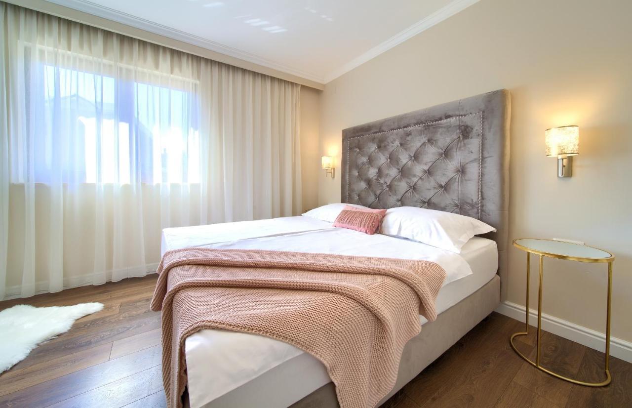 Luxury Apartments Villa Stina Pinezići エクステリア 写真