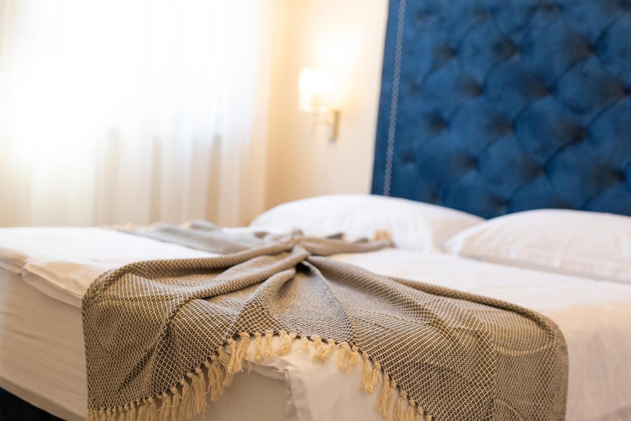 Luxury Apartments Villa Stina Pinezići エクステリア 写真