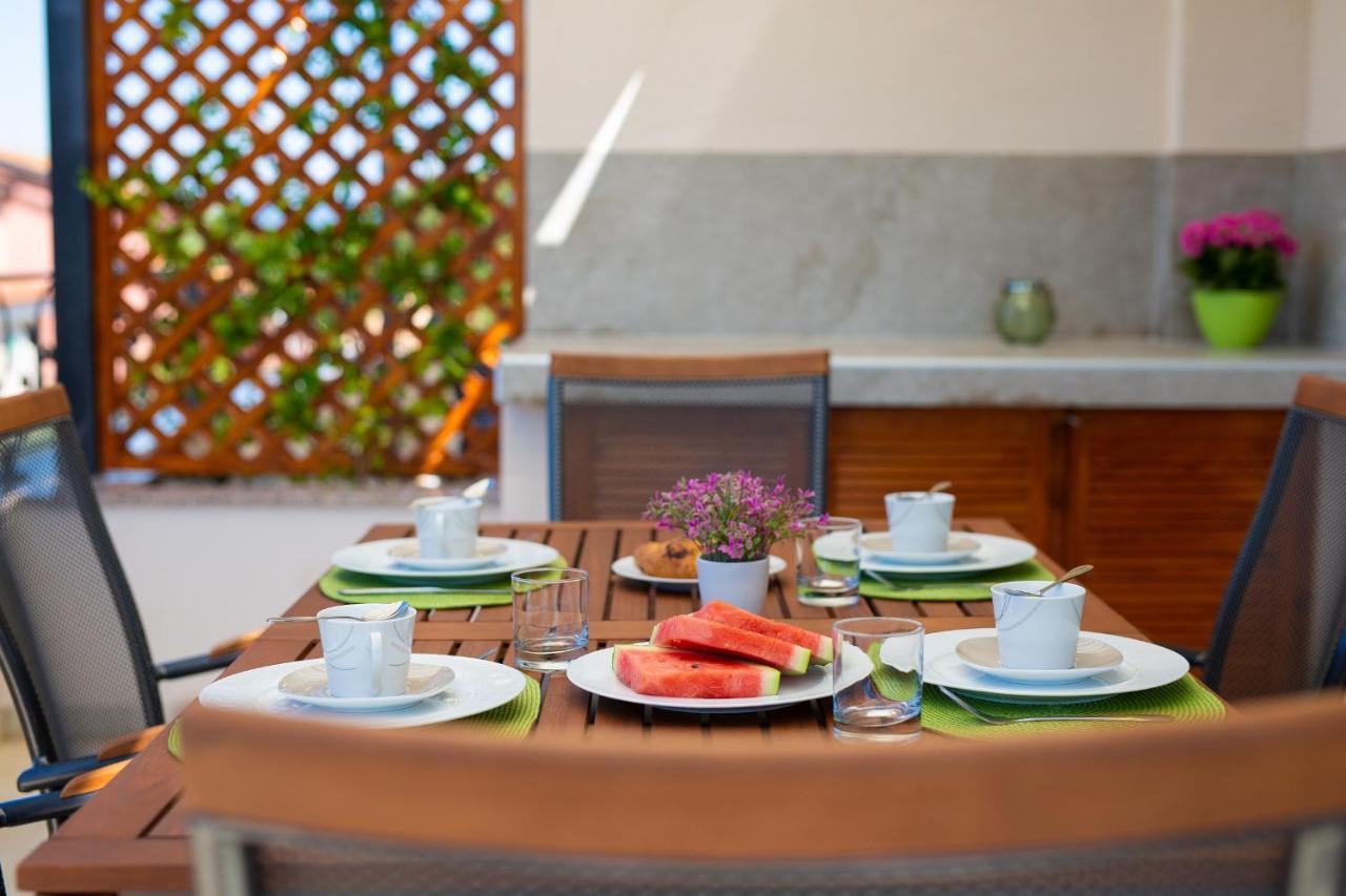 Luxury Apartments Villa Stina Pinezići エクステリア 写真